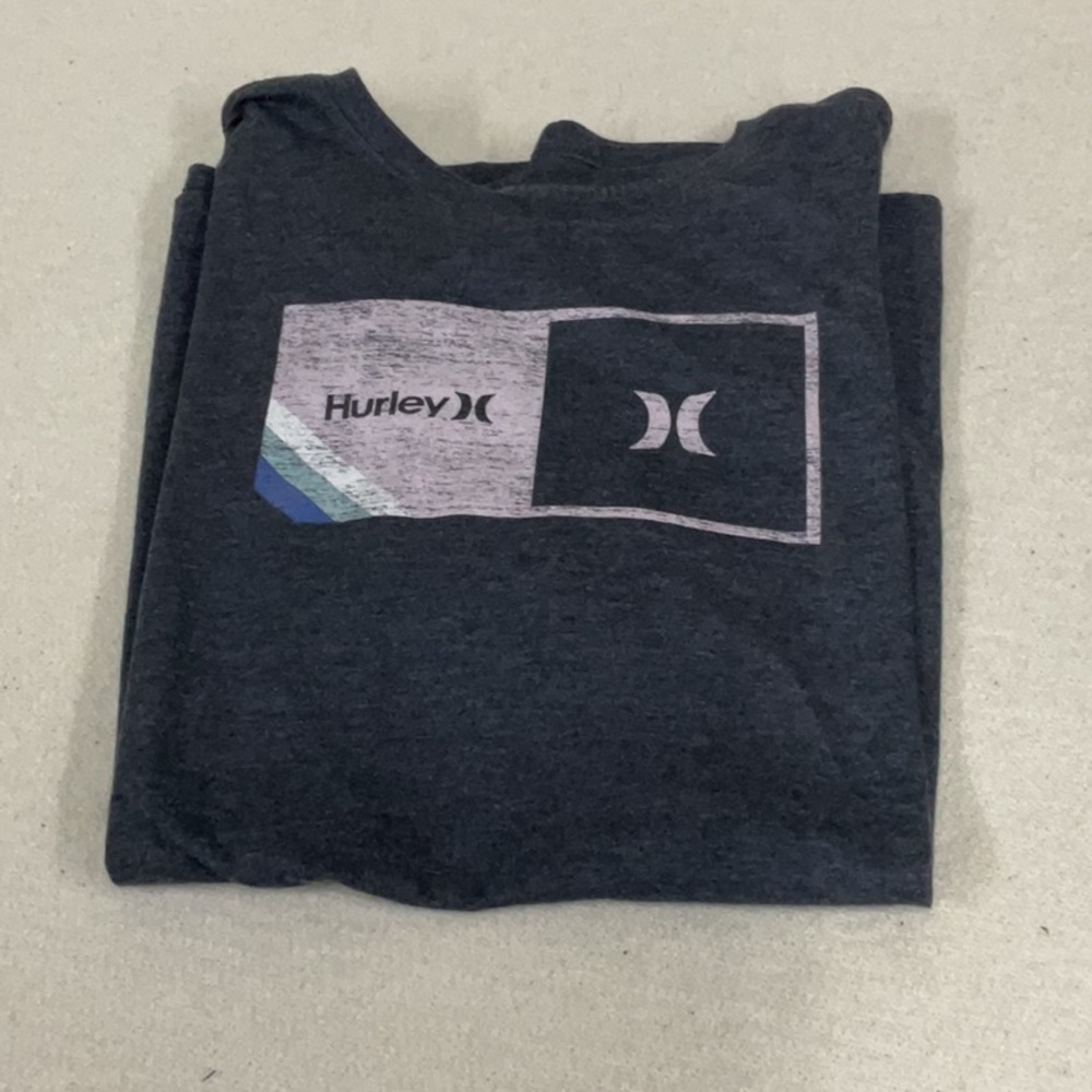 EUC mens short sleeve HURLEY t-shirt